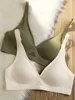 Wireless, seamless bras for women. Our push-up brasiere provides comfort and support, while the deep V design adds a touch of sexiness. Made with thin, invisible fabric, it's the ideal choice for those looking for a comfortable and stylish lingerie option.