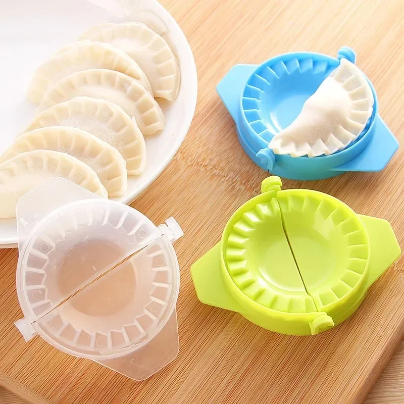 DIY Plastic Dumpling Mold Dough Press Gadgets for Cooking Dumplings Easily Gadget Tools Set Kitchen Gadgets