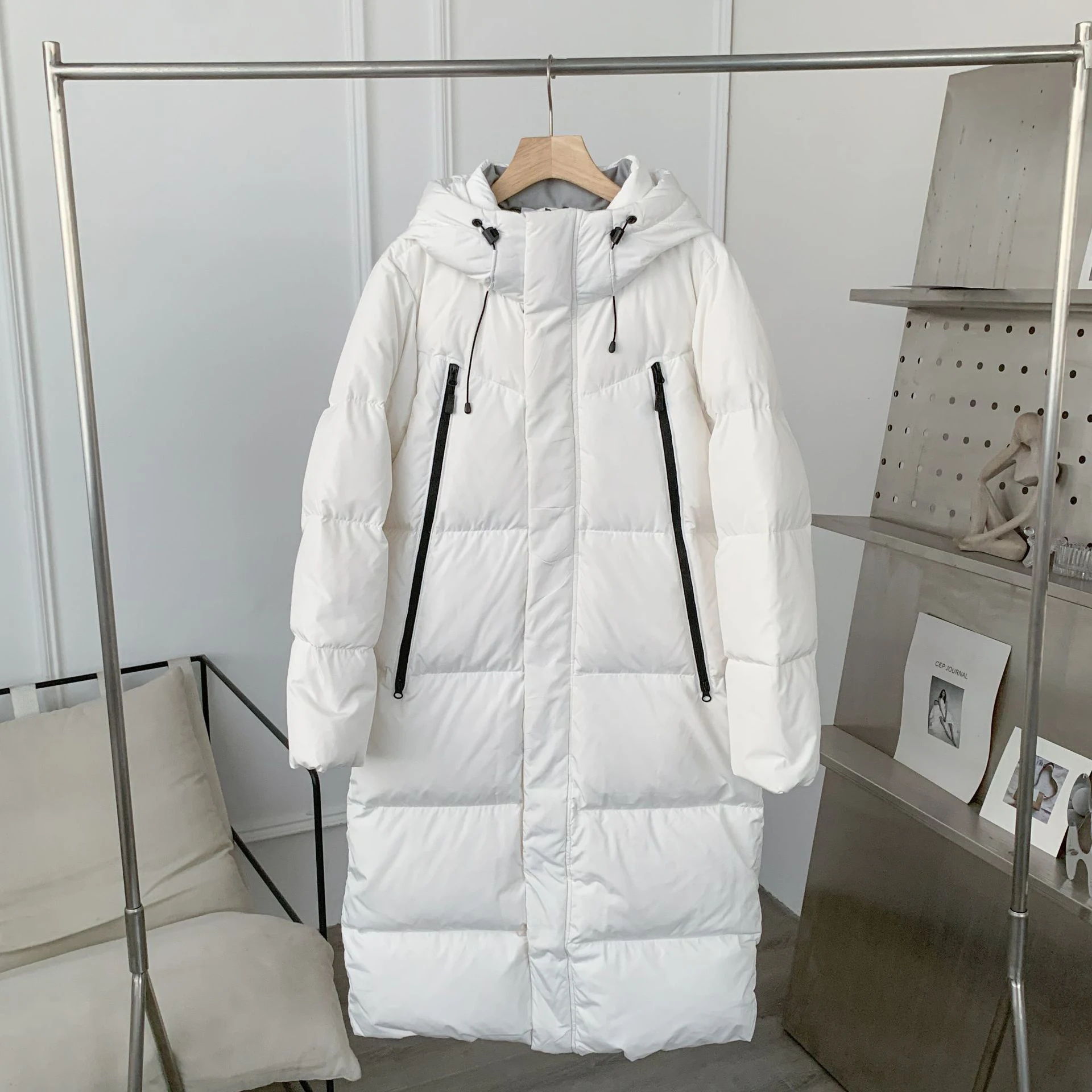 Рисунок 3 - Парная длинная пуховая куртка с