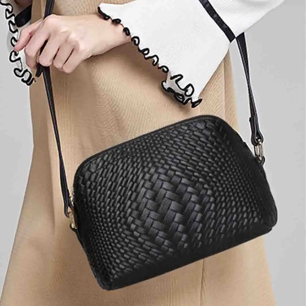 

Motingsome Knited Series Leather Woman Shoulder Bag Crossbody Luxury Cowhide Woven Ladies Daily Purses Black 2022 New
