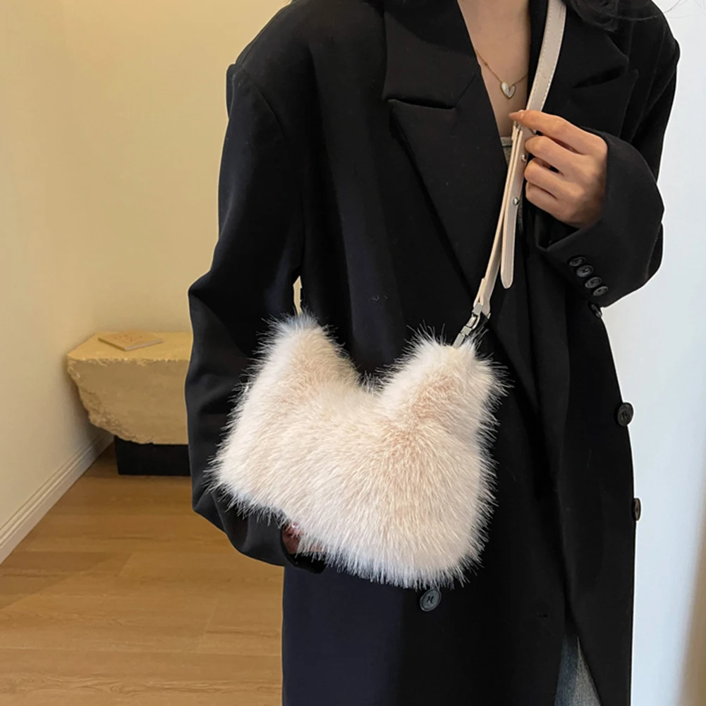 [ NERDY ]★韓国人気★FLUFFY CROSS BAG NERDY ]☆韓国人気☆FLUFFY CROSS BAG (NERDY/ショルダーバッグ