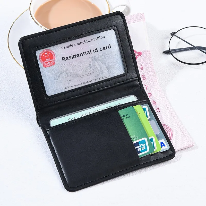 Sleek Male Card Wallet Compact Ultra-Thin Integrated Multi-Card Case