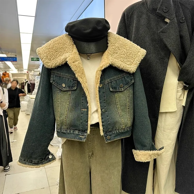 

Winter Fleece Thicken Denim Jacket Women Loose Oversized Casual Warm Jeans Coats Wear Fur Collar Long Sleeves Top