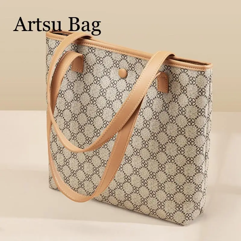 Large Capacity Bag for Women's 2024 New Popular Retro Versatile Shoulder Bag Minimalist Underarm Bag Commuting Tote Bag