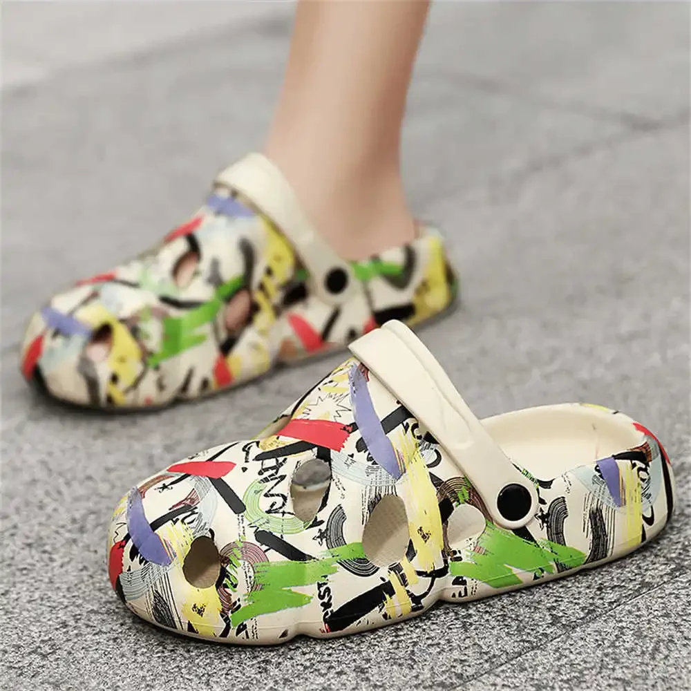 36-40 Scarpe Da Casa Con Tacco Piatto Pantofole Da Donna Sandali Infradito Da Donna Sneakers Sport Piccolo Prezzo Denti Sapatenos Famosi