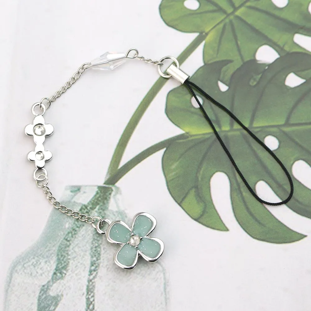 Anime-Inspired Kimi Ni Todoke Keychain with Flower Pendant