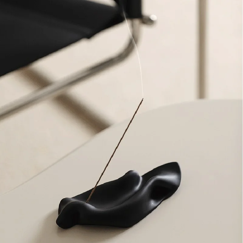 Nordic Resin Incense Burner Irregular Calming Aroma Storage Base Balck White Plate Portable Decoration Home Office Decor