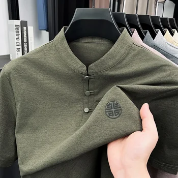 Polo da Uomo con Colletto alla Coreana, Manica Corta, Chiusura Classica con Bottoni, Morbida e Confortevole per Business Casual e Tempo Libero