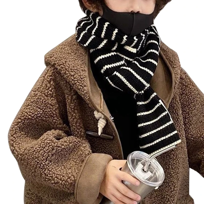 Рисунок 3 - Теплый вязаный зимний шарф