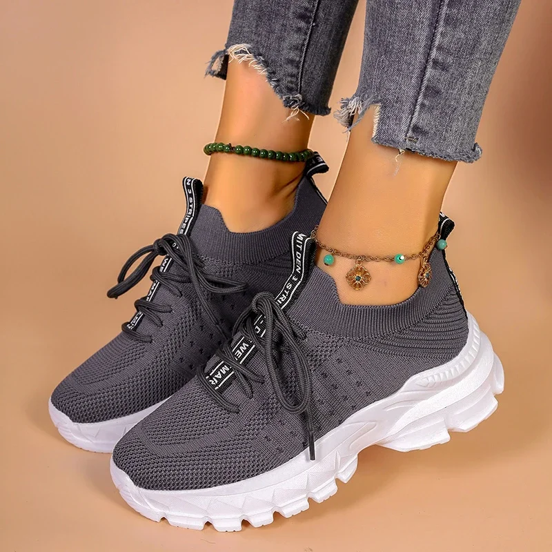 

Women Mesh Breathable Casual Sneakers Lace-up Vulcanized Shoes Ladies Platform Sneakers Female Shoes Plus Size Zapatos De Mujer
