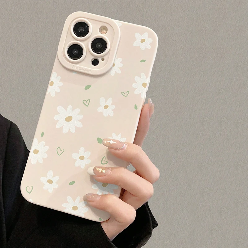 Perforated Heart Flower Painted Phone Case Cover
