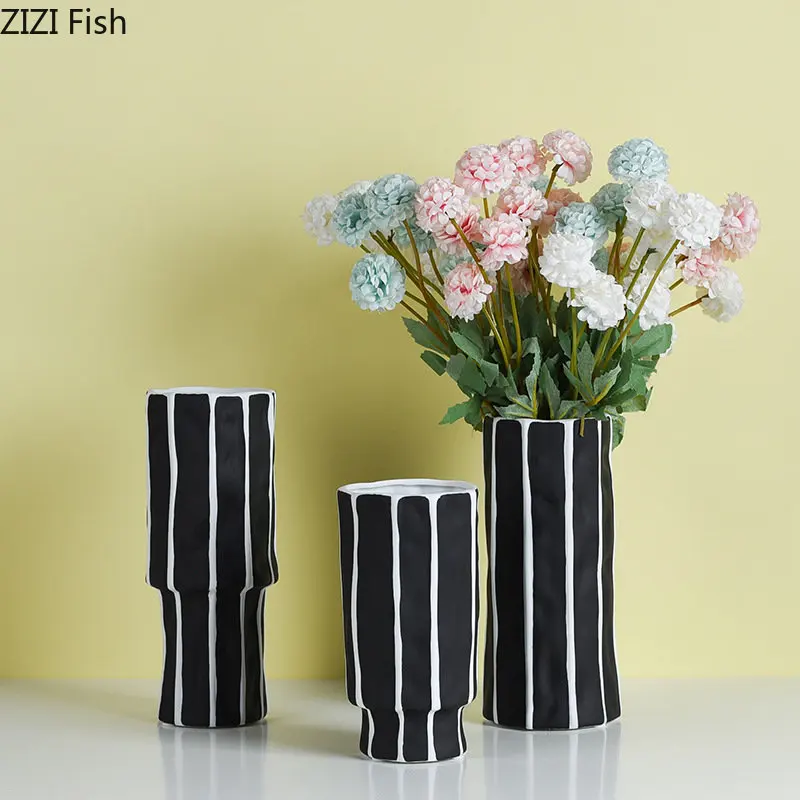 Vaso In Ceramica Verde Con Righe Verticali – Decorazione Minimal Per Casa, Ufficio, Camera Da Letto, 22,9 X 10,9 Cm