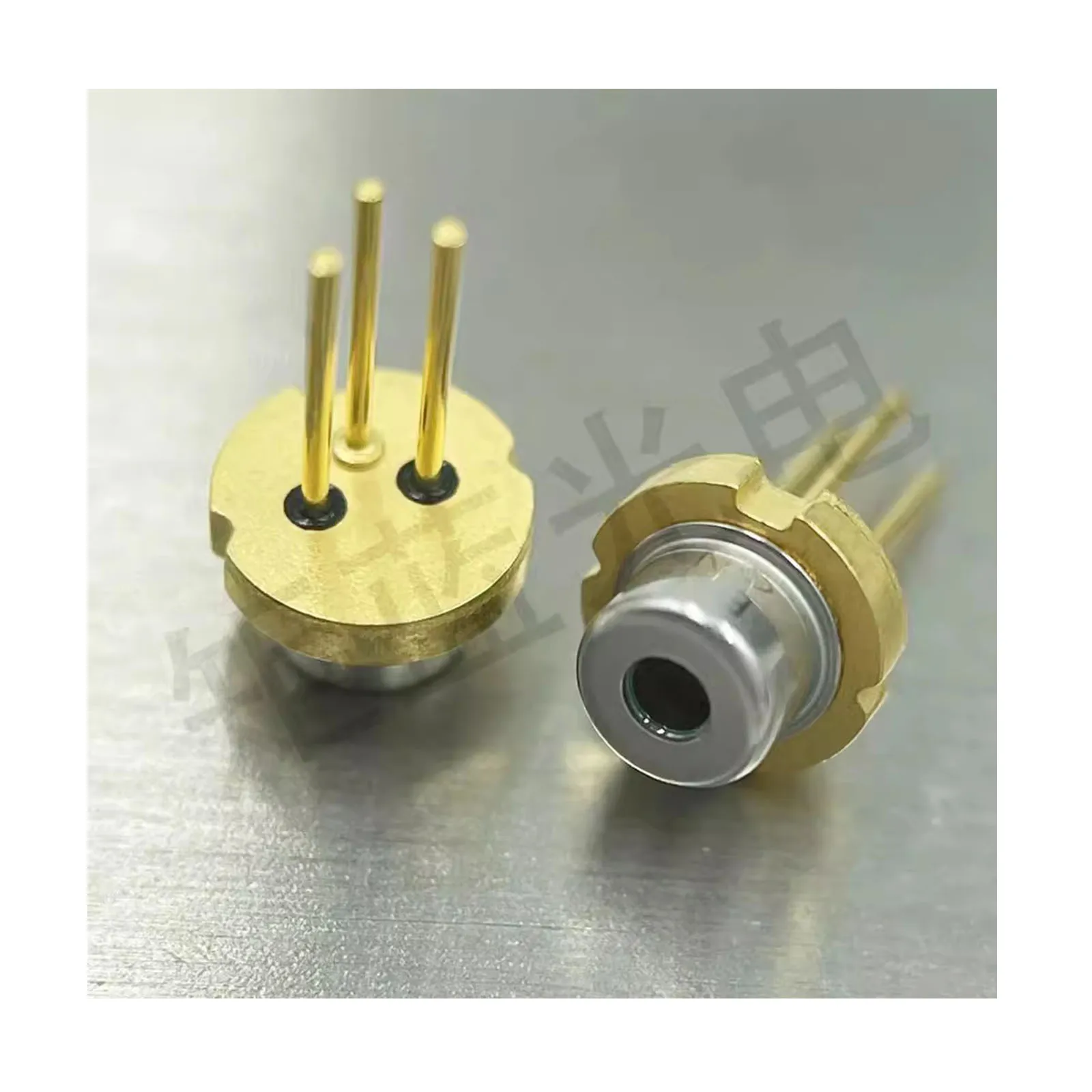 새로운 샤프 5.6mm GH04550A2G 450nm 50mW 단일 모드 청색 레이저 다이오드 3개