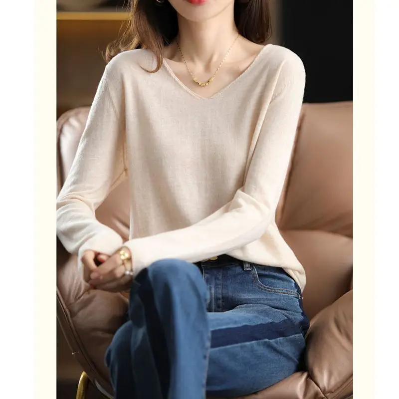 

Женский вязаный свитер с длинным рукавом, пуловер на весну и осень, тонкий свободный однотонный топ с V-образным вырезом, Новинка