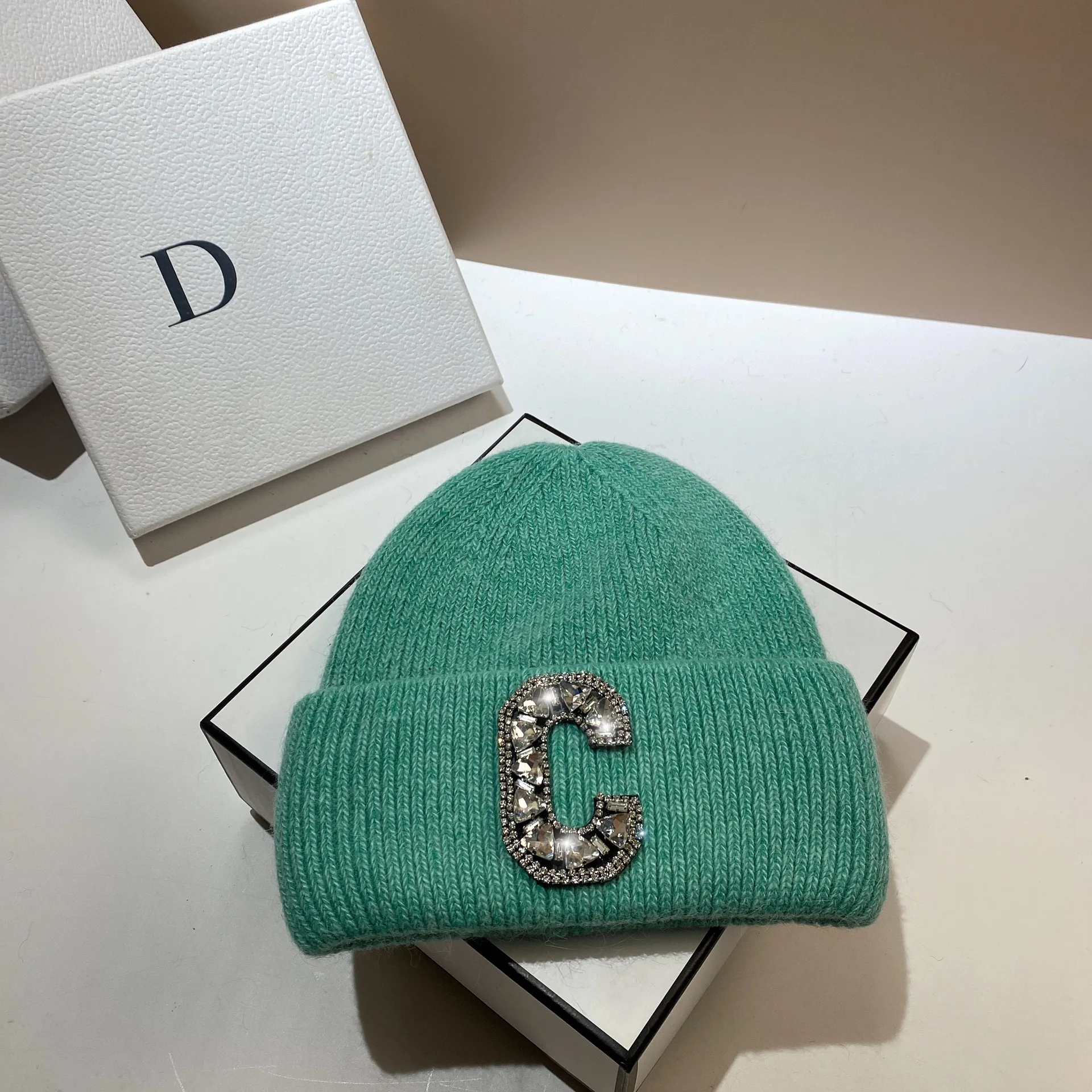 Real Rabbit Fur Winter Knitted Hat Luxury Rhinestones Letter Logo Warm Walking Knit Bonnet Lady Outdoor Skullies Beanies