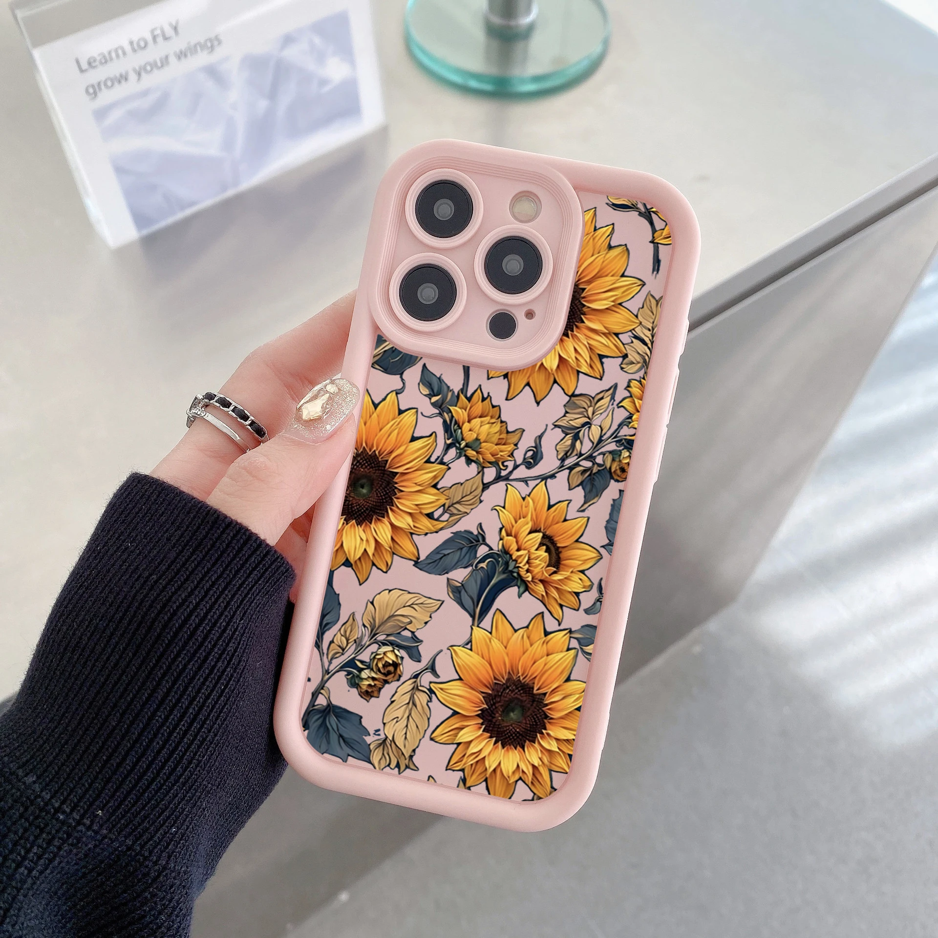 thumbnail image 1 of Funda para iPhone 16 Funda para iPhone 15 Pro Max Funda con estampado de flores para iPhone 14 13 12 11 XS XR X 7 8 Plus SE 2022 Funda, 1 of 5