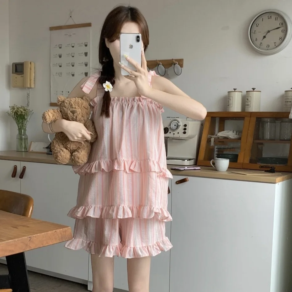 

Pink Striped Summer Pajama Set Cute Spaghstti Strap Tops Home Clothes Ruffles Shorts Sleepwear Girl Cotton Pyjamas Out Wear S238
