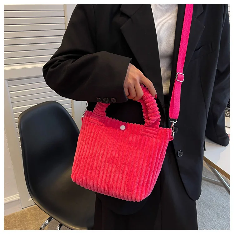 Herbst-Winter Frau 2026 Neue Stil Koreanische Ins Denim Samt Plüsch Schulter Umhängetasche Hochwertige Handtasche – Detail 10