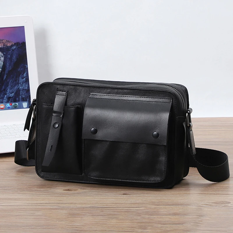 

AETOO New commuter leather men's crossbody bag large capacity tide brand single shoulder bag casual first layer cowhide men's b