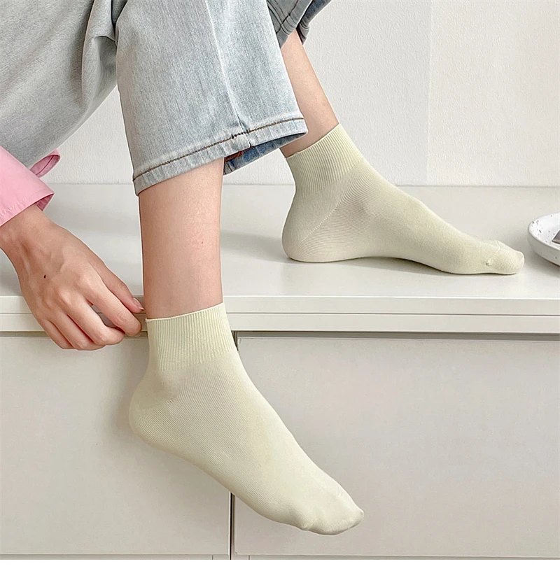 3 Paar kurze Damensocken in Bonbonfarben, Sommer, neue einfarbige Baumwollsocken-Set, atmungsaktiv, lässig, bequem, weich, bunte Socken für Damen – Detail 2