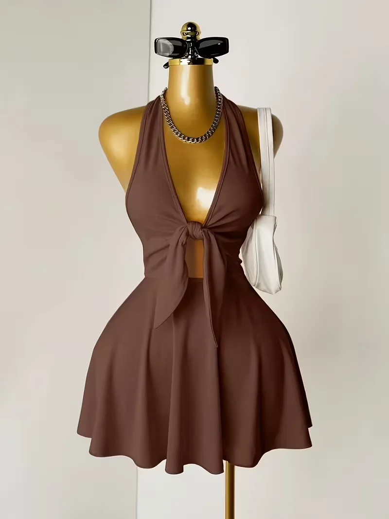 Damen Neckholder-Minikleid mit tiefem V-Ausschnitt und Schnürung vorne, Cut-Out-Design, Sommer 2026, Y2K, für Nachtclub-Partys, ausgestellter Rock