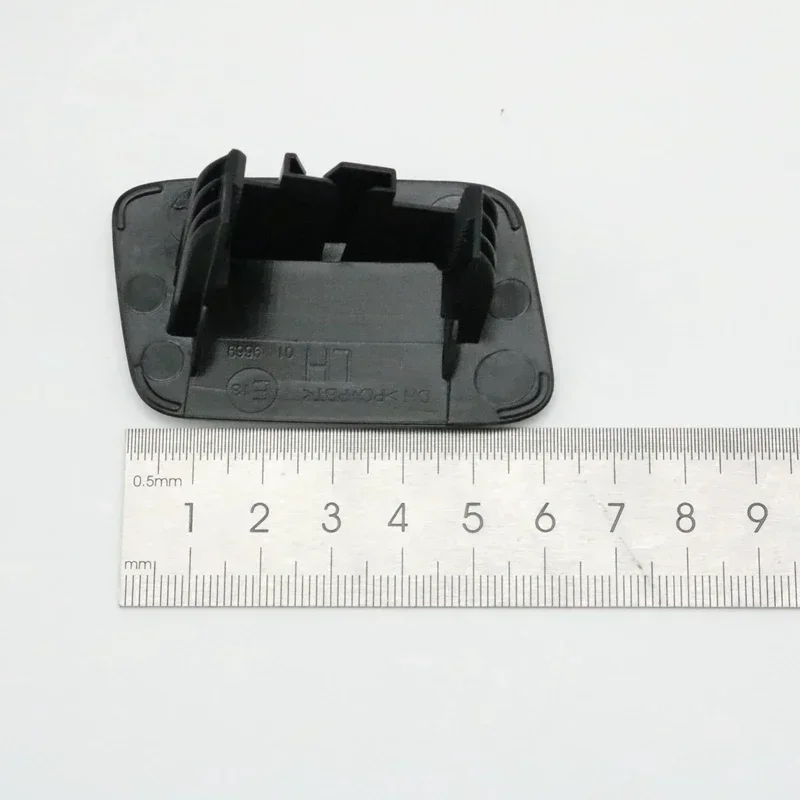 1 Pair Front Bumper Lamp Washer Cover 98681-B1000 98682-B1000