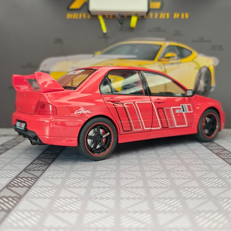 1:24 Die-Cast Mitsubishi EVO Rally Car with Functional Doors and Pull-Back Action