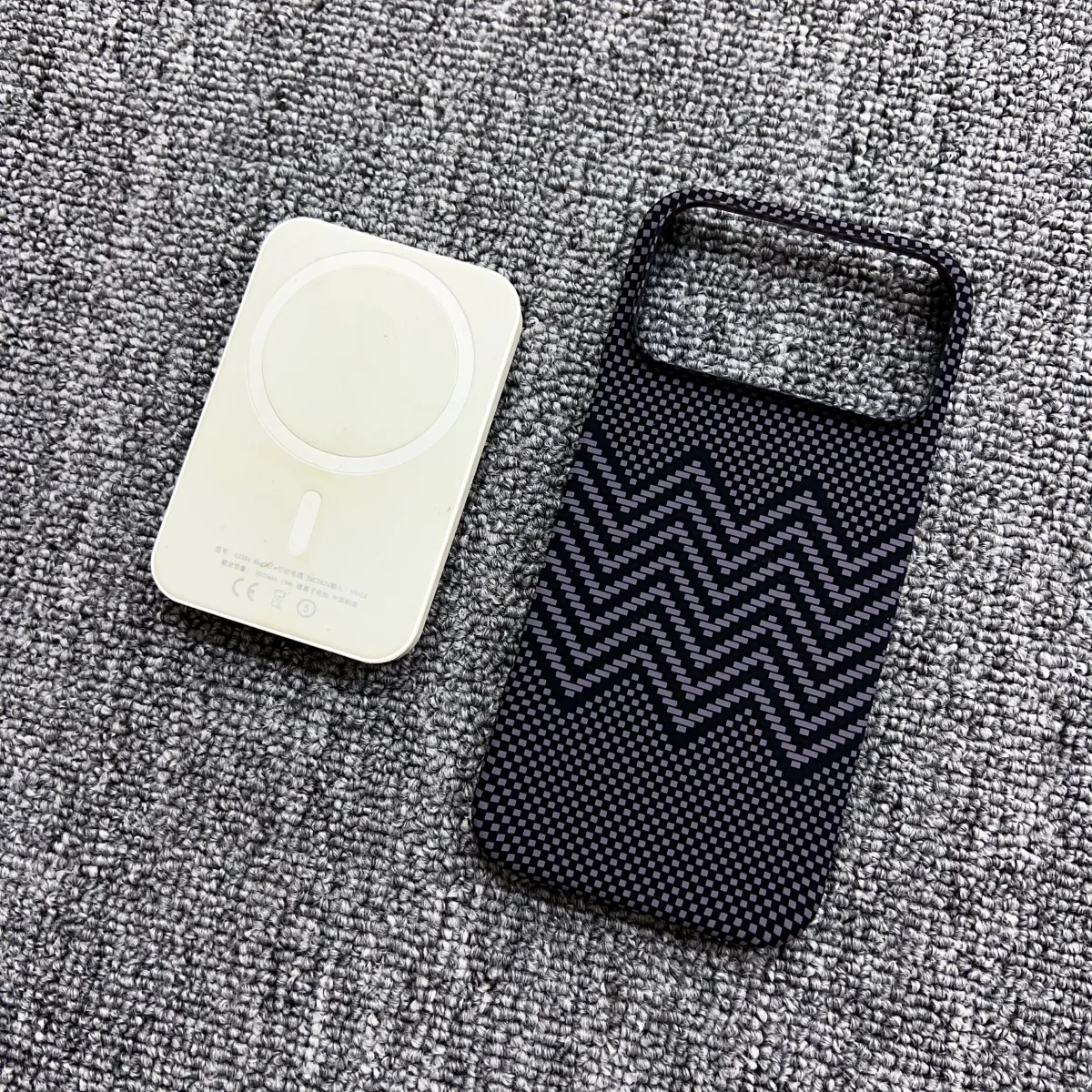 ตัวเลือกสินค้า เคสกันกระแทก คาร์บอนไฟเบอร์ ลายพระอาทิตย์ตก สำหรับ iPhone 17/16/15/14/13/12 Pro Max