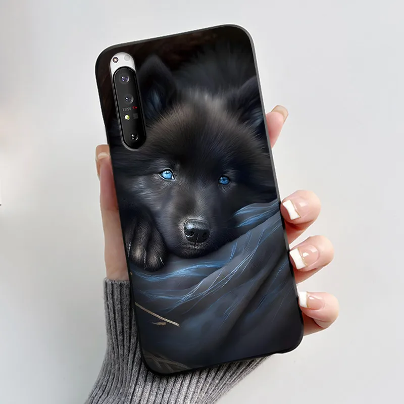 Luxury Cute Cat & Love Rabbit Black Silicone Soft Phone Case