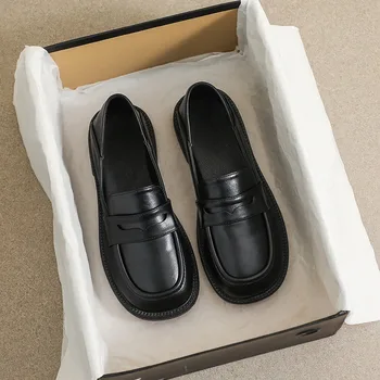 Women's Soft Sole Loafers - Comfortable Slip-On Flats, Suitable for Commuting and Casual Wear, Minimalist Design, Mother's Shoes 1