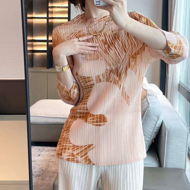 

COZOK Round Neckline Women's Long Sleeved Top With Pleats For Versatile Summer New Slim Fit Prints Elegant WT5146