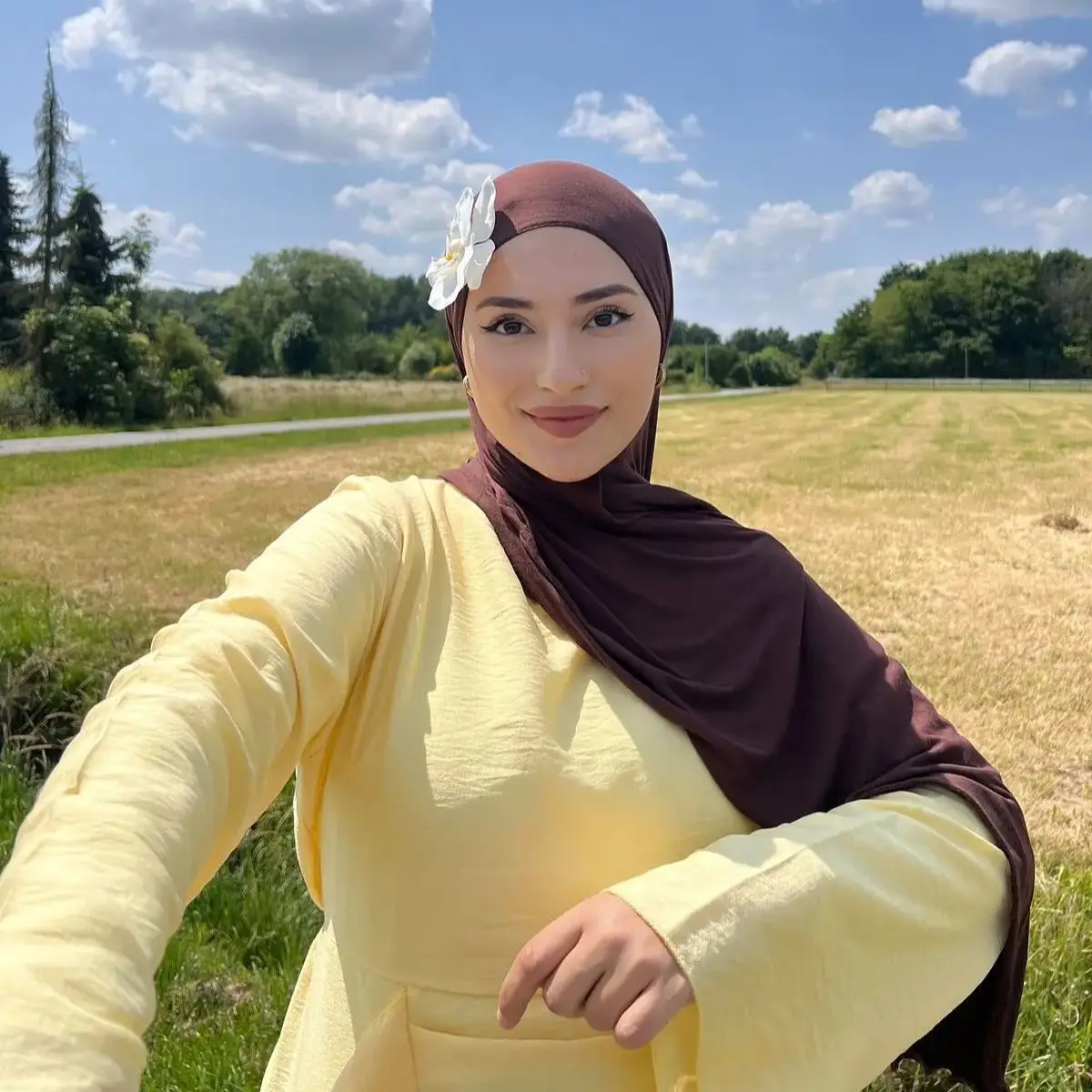 2 قطعة/المجموعة Soild وشاح شيفون مع دبابيس زهرة حجاب إسلامي المرأة شالات طويلة الإسلام لينة أغطية الرأس عصابات عقال Turbante