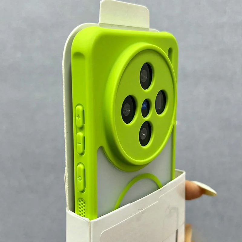 Luxury Cooling Armor Wireless Charging Case with Heat Dissipation Technology