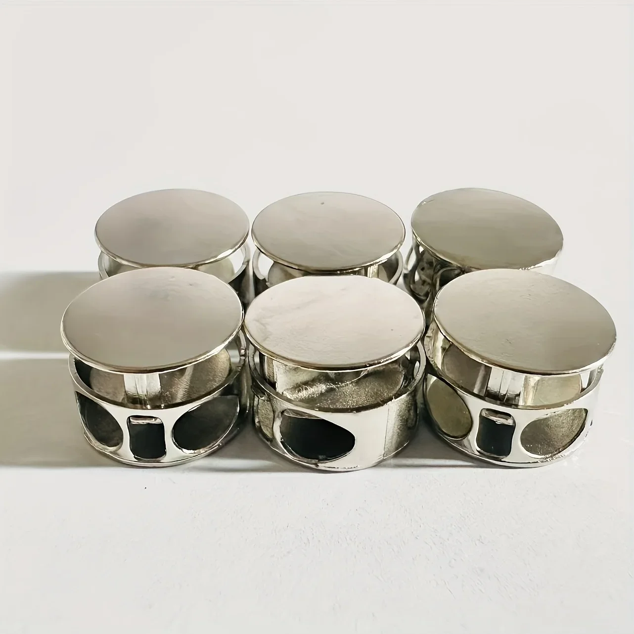 4-Pack No-Tie Shoelace Locks - Aluminum Alloy Spring Clips, Easy-to-Install Lazy Shoe Clips Suitable for Sports and Casual Shoes