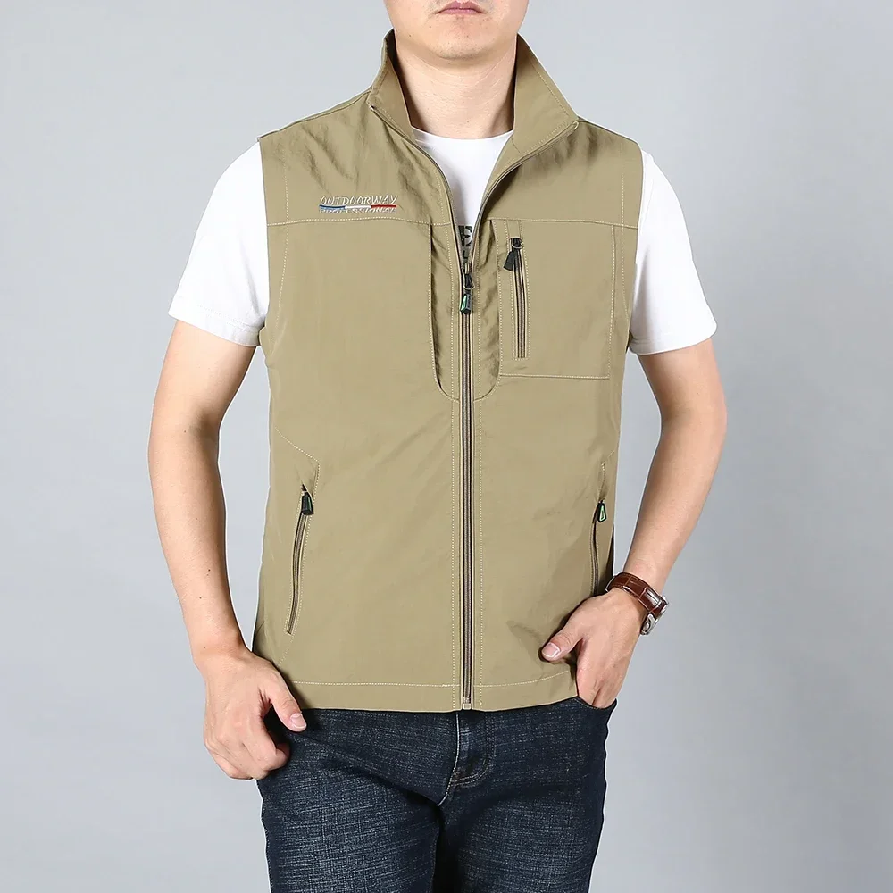 thumbnail image 1 of MAIDANGDI Chaleco con múltiples bolsillos para hombre, chaqueta informal sin mangas con cremallera, ropa para hombre, prendas de vestir exteriores ajustadas, chaleco de talla grande, 1 of 5