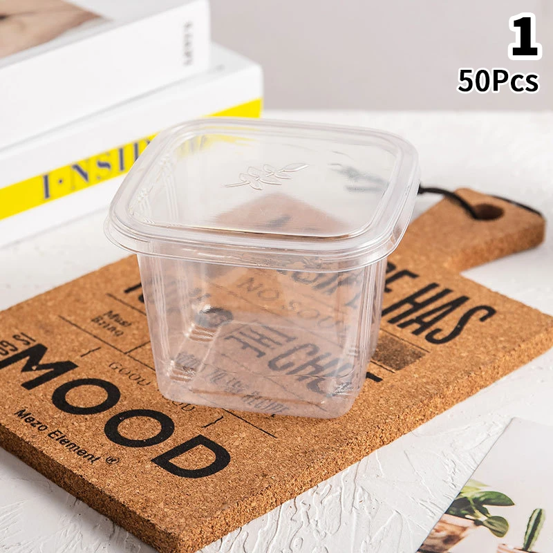 50 יחידות כוסות פלסטיק שקופות בנפילת קינוחים עם מכסיים, רב פעמיות, ריבועיות, יחידות, קופסאות לעוגות מוס מאוטומטיות
