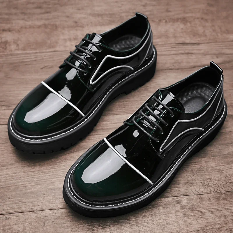 

Fashionable New Men's Shiny Leather Shoes Thick Soled Work Clothes Shoes Green Gradient Dress Shoes Men's Wedding Shoes