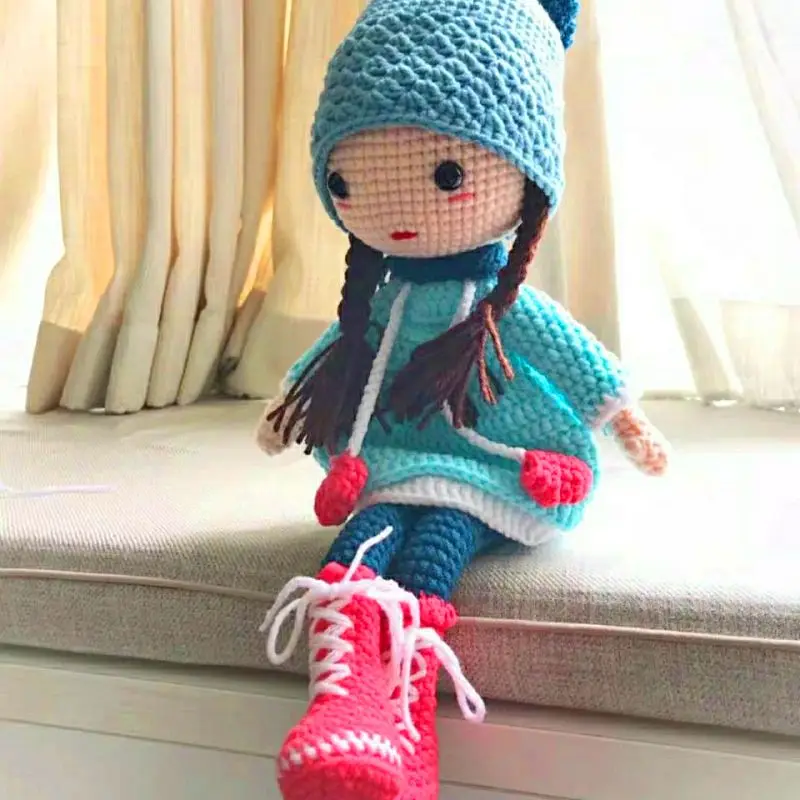 

Crochet Doll Kit with Essential Yarn Random Color Hook Knitting Accessories for Starter Beginners DIY Handcraft Accessories Set
