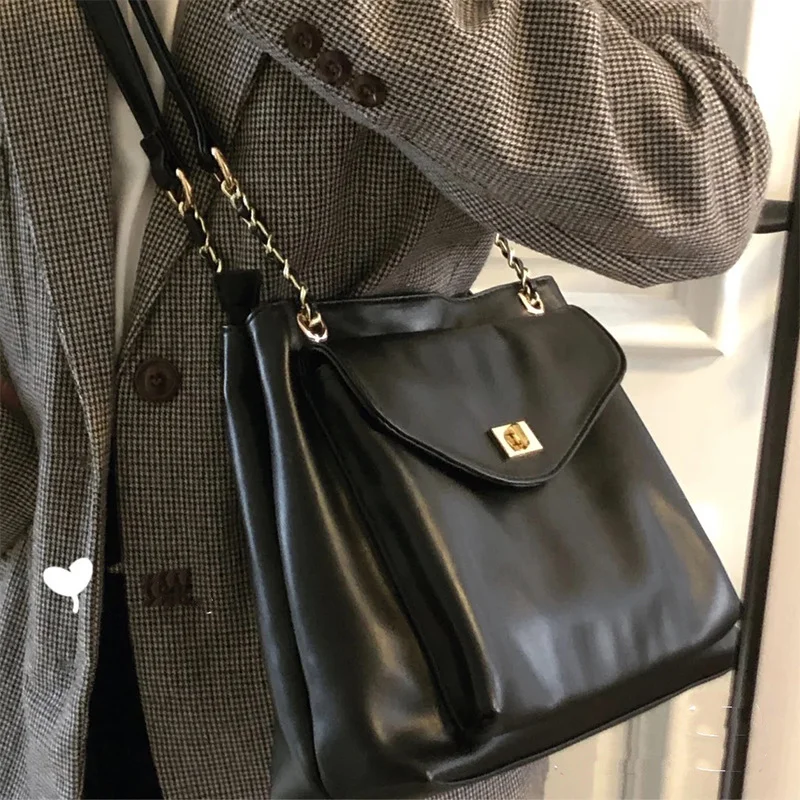 Рисунок 5 - Сумка-мессенджер на плечо Unistybag