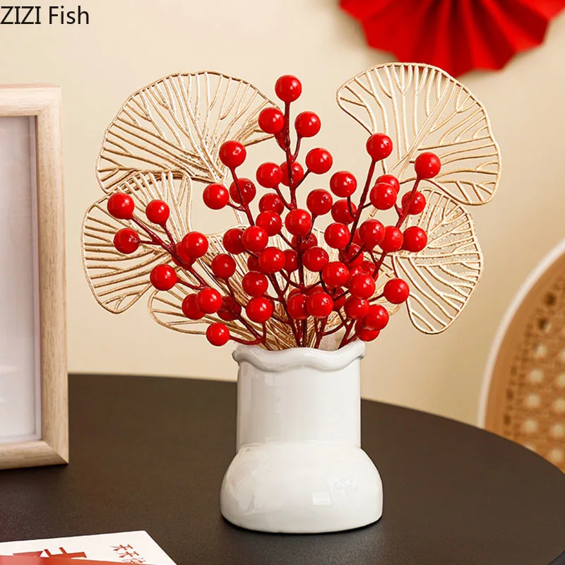 Creative Snow Boots Shape Ceramic Vase Desk Decoration Flowers Arrangement Artificial Berries Decorative Vases Modern Home Decor 3