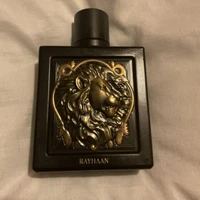 Eau de Parfum aromatique épicé durable pour hommes Parfum masculin chaud Parfum de luxe pour le travail quotidien, les rencontres et les Occasions spéciales 4