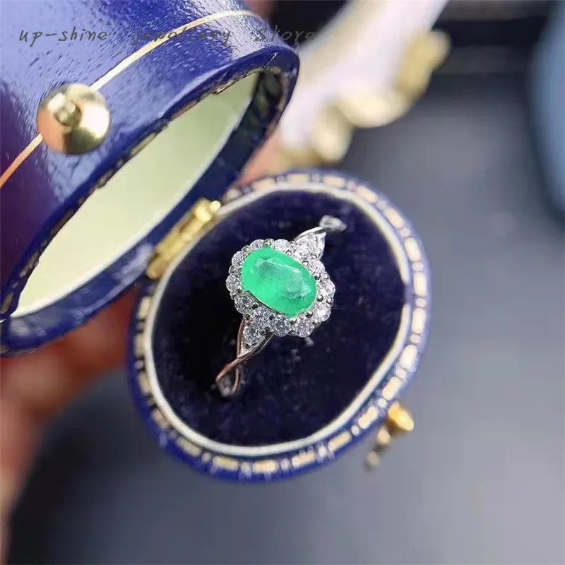 

New natural emerald ring, 925 silver ladies ring, fine craftsmanship, luxurious atmosphere, can be customized