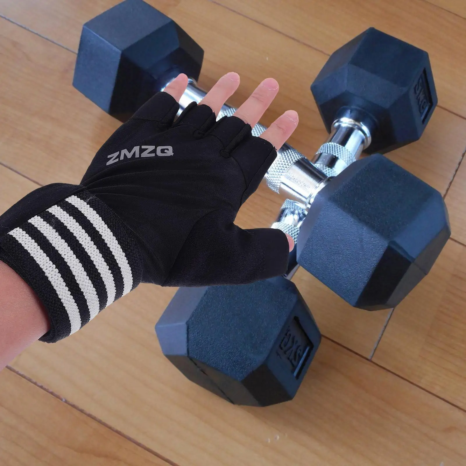 Black M Size Anti Sweat Proof Sports Gloves for Gym Weight Lifting Cycling Mountaineering Fitness Half Finger