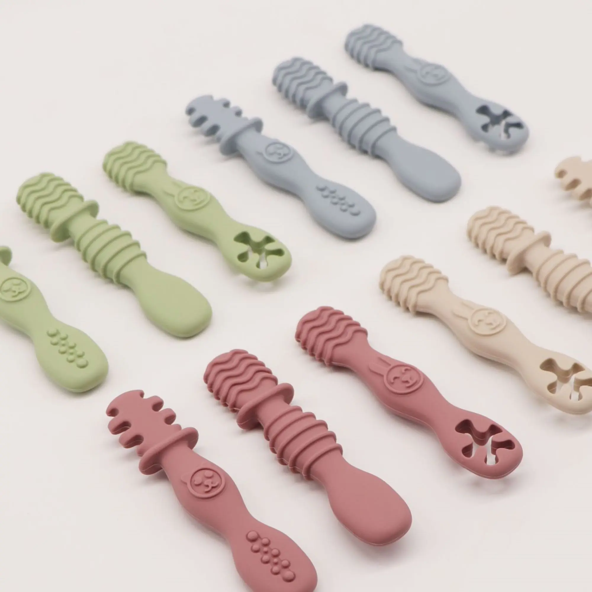 3-Pack Silicone Chewing Spoon Set, Easy to Grip, for Babies and Toddlers, Self-Feeding Utensils for Toddlers 6+ Months, Beige 6