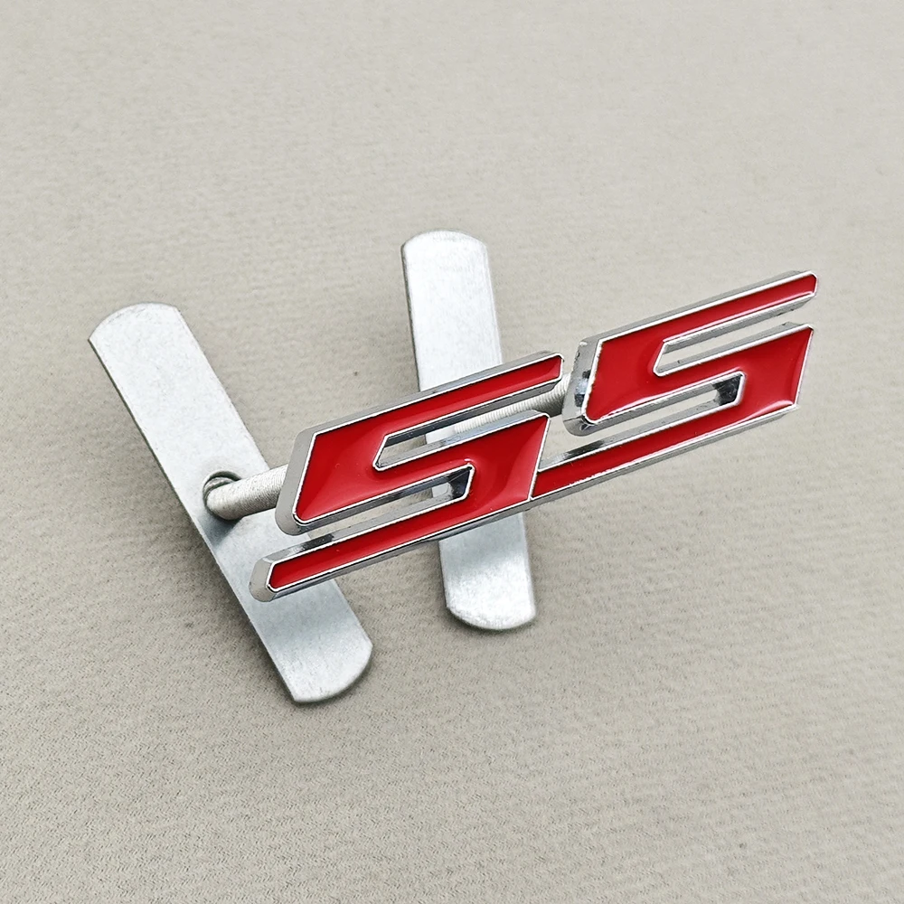 Rouge Noir) 3D Métal Argent Noir Rouge Logo SS Emblème Voiture Arrière