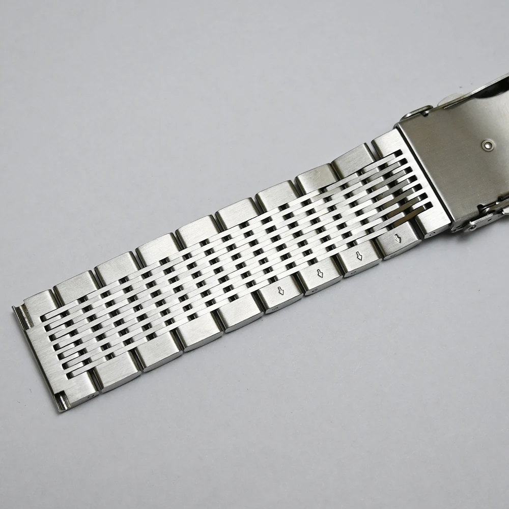 Stainless Steel Watchband Metal Bracelet with Dive Buckle - Silver Black
