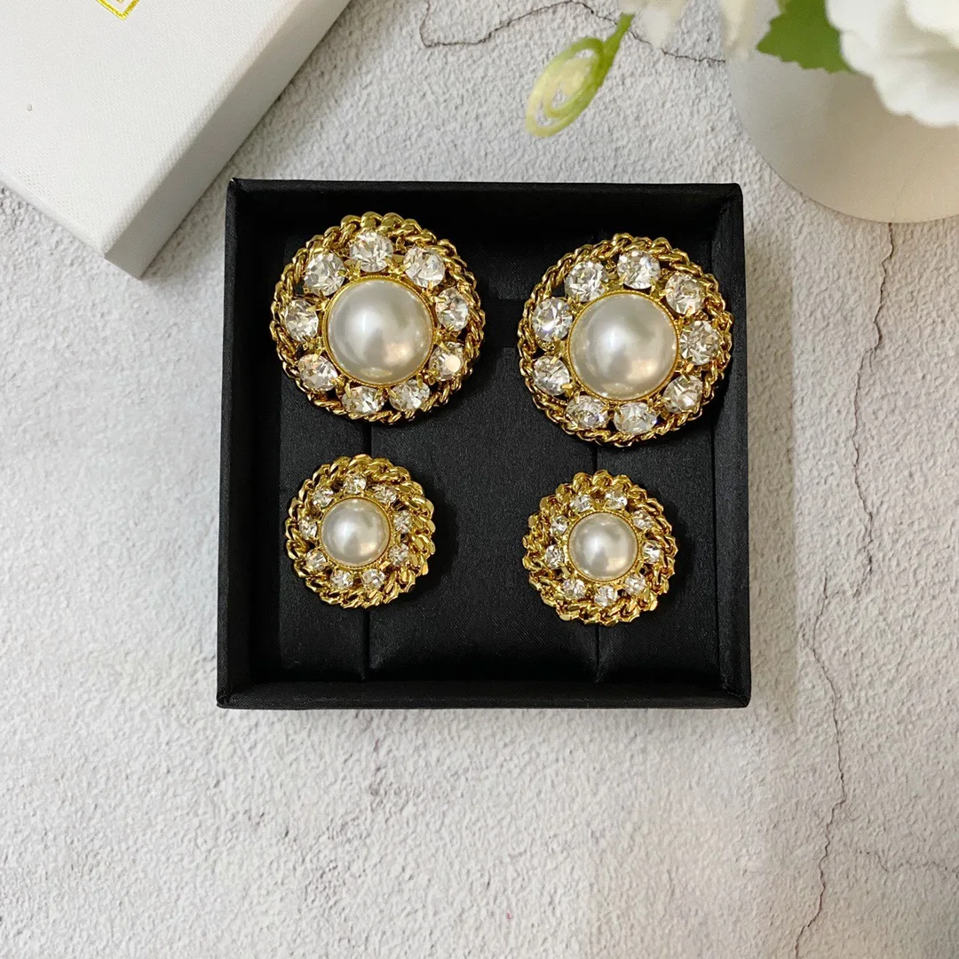 

Earrings Temperament Light Luxury Retro Round Ear Clip For Women Aretes De Mujer Pendientes Boucle D’Oreille Orecchini Clip De