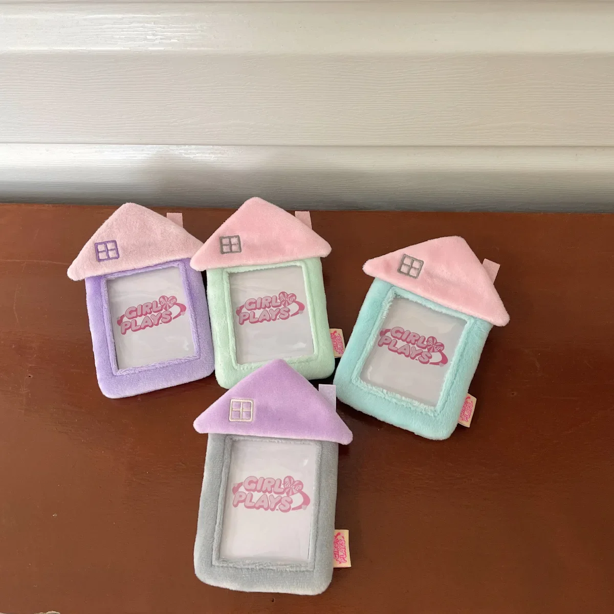 Kawaii House Shape Soft Plush 3 Inch Kpop Photocard Holder Photo Card Holder Polaroid Card Display Bag Pendant School Stationery
