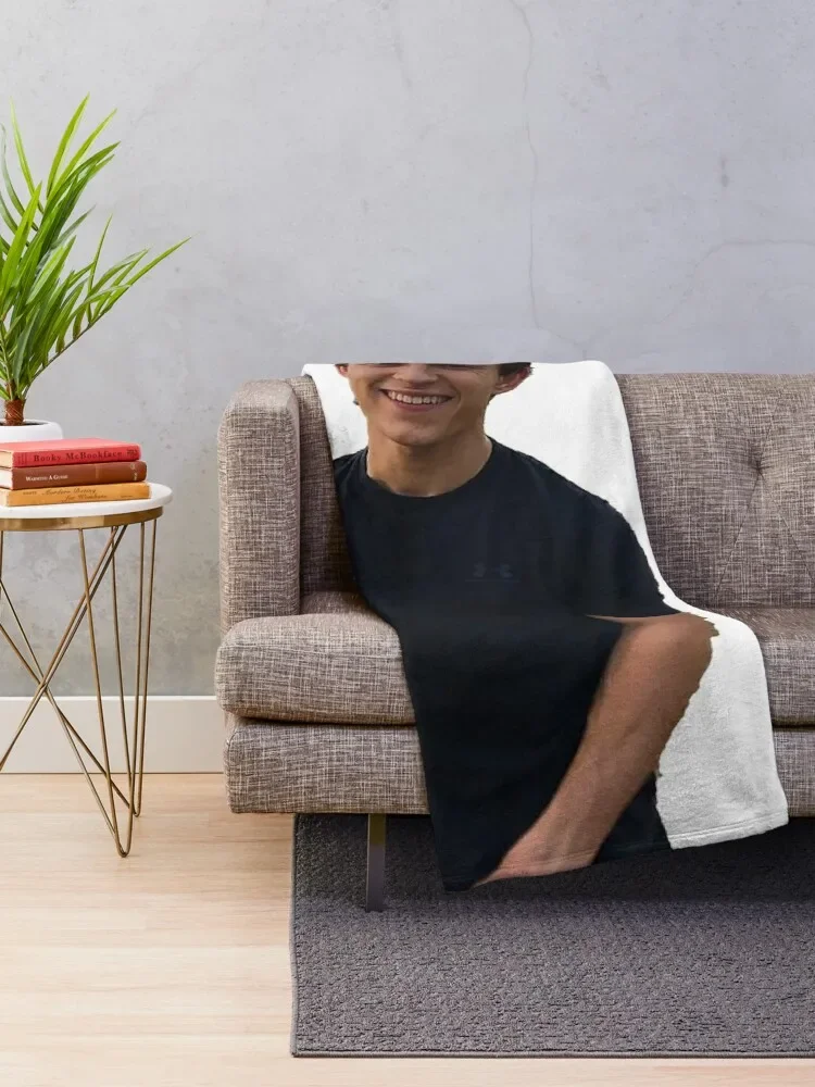 �� Ȧ���� �ʴ��� ������ ���, ���� �̺�, ħ�� ���� ���� ���