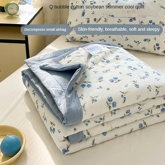 여름철의 폭염을 견디기 위한 쾌적하고 통기성이 뛰어난 이불